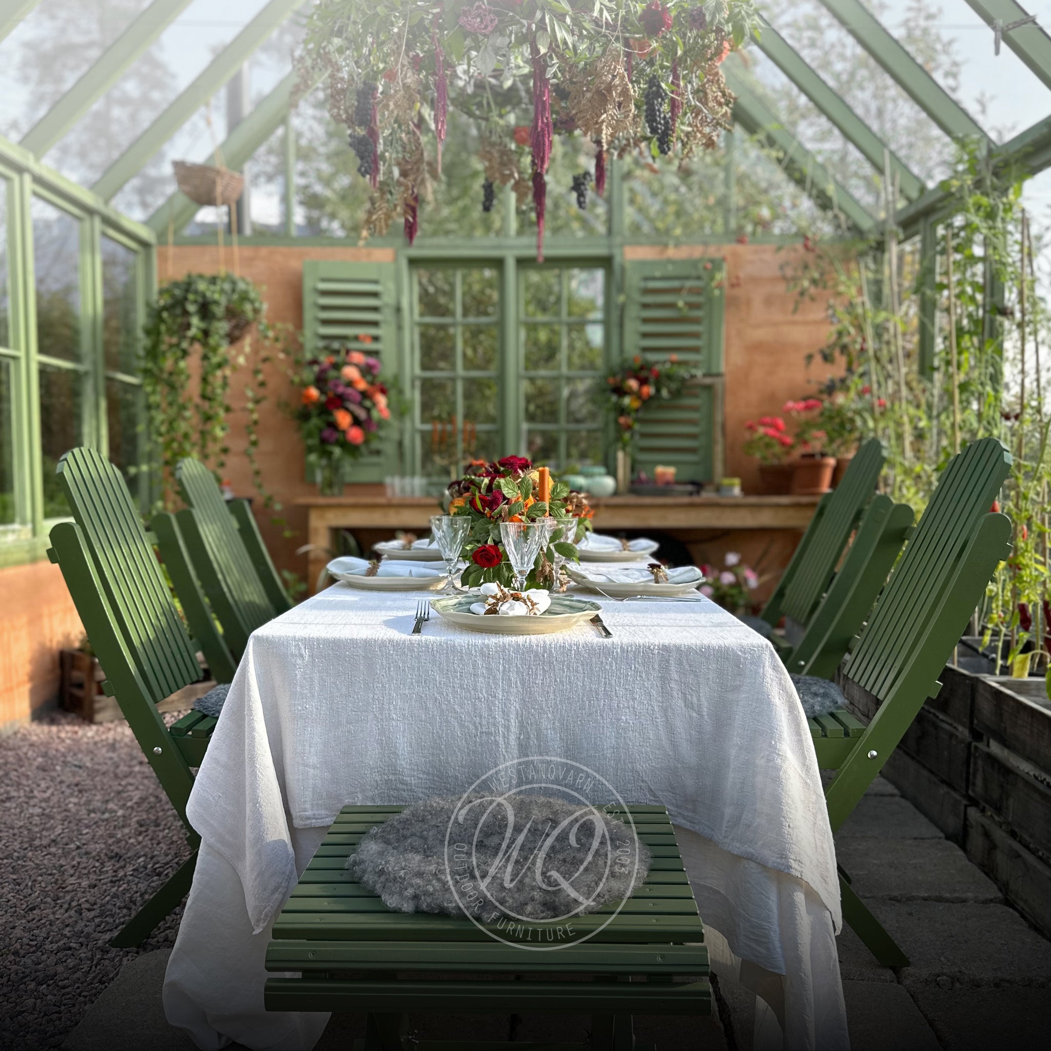 Klassiska trädgårdsmöbler