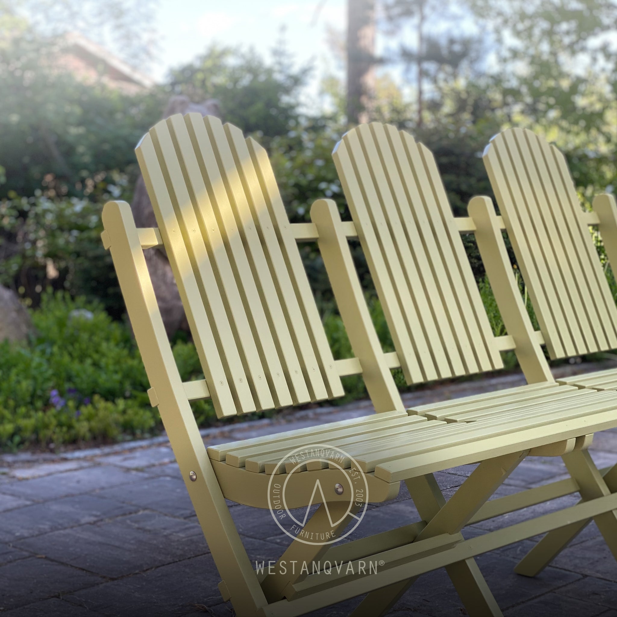 klassisk trädgårdssoffa