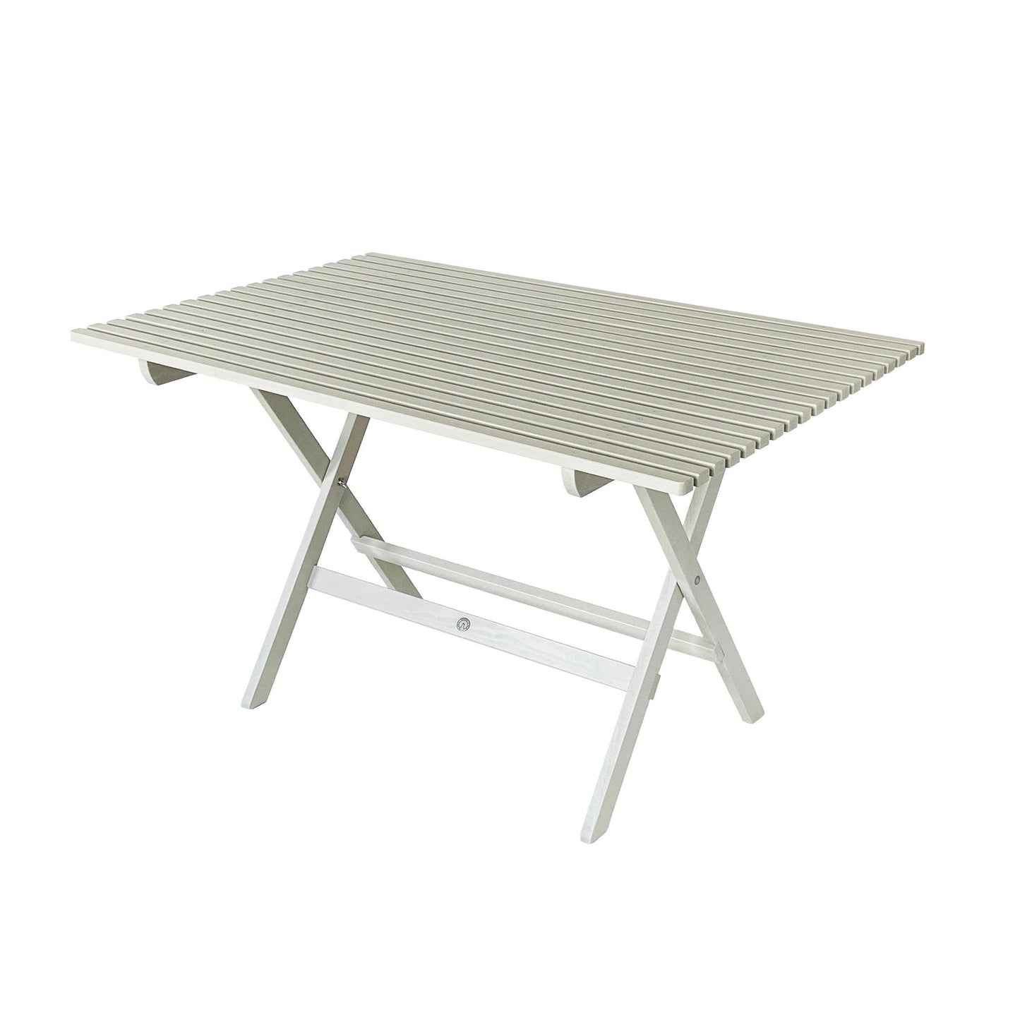 klassiskt trädgårdsbord